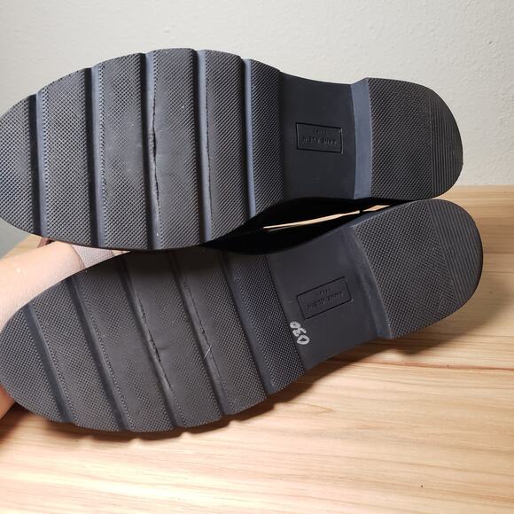 Anne Klein Women's 10 Black Leather Loafers Classic Fall Academia Comfort Office - Picture 5 of 8